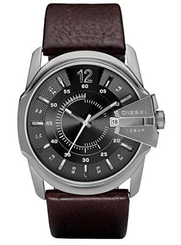 Diesel Montre pour Homme Master Chief, Mouvement à Trois Aiguilles,