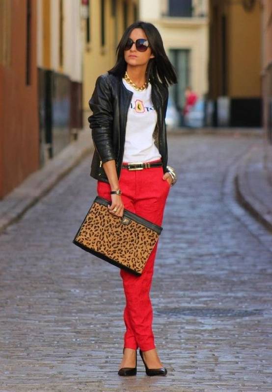 Comment porter un pantalon rouge ? + ...