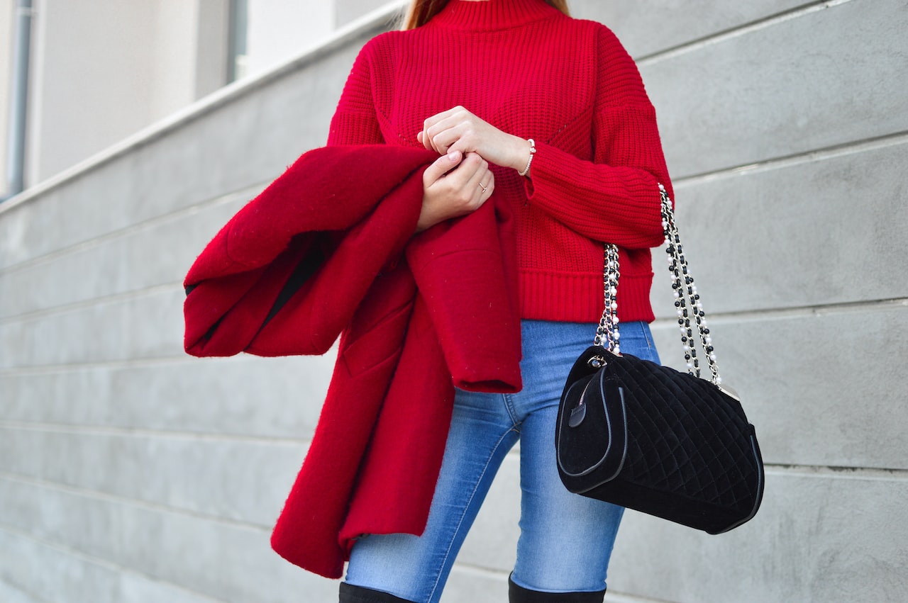 tenue colorée hiver rouge